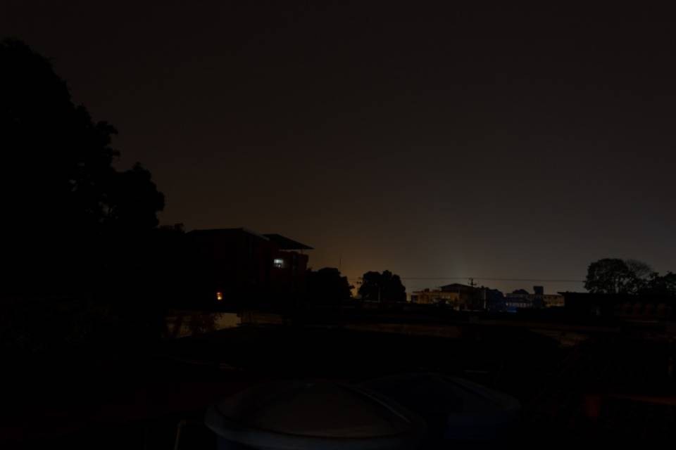 Sciopero in Francia: manomessa la rete, blackout in 90'000 case