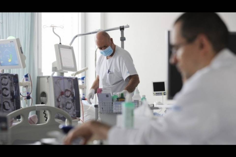 In ospedale cambiarsi sarà ritenuto tempo di lavoro
