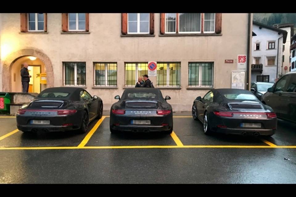 Viaggiavano a gran velocità con auto noleggiate
