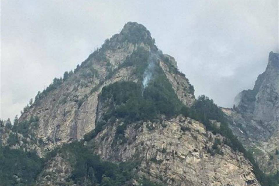 Sotto controllo l’incendio di Lostallo