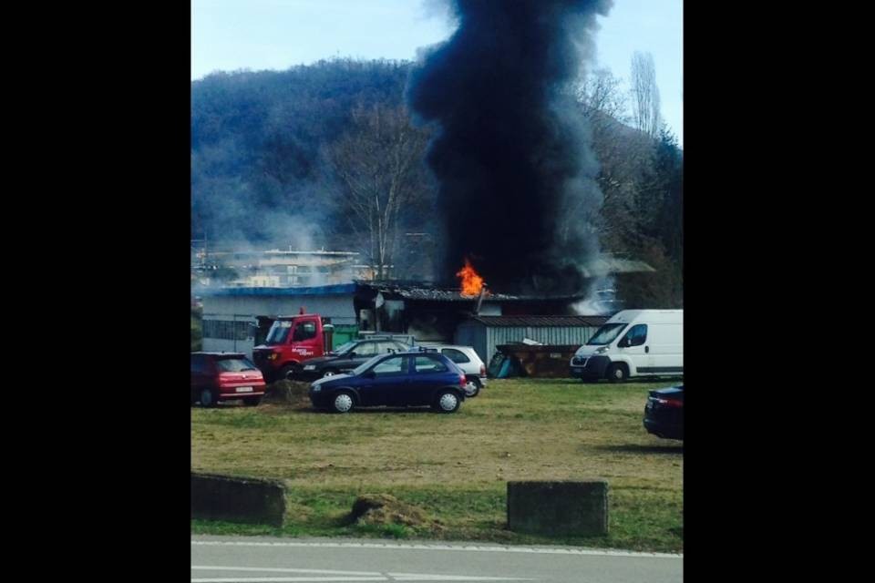 Incendio ad Agno