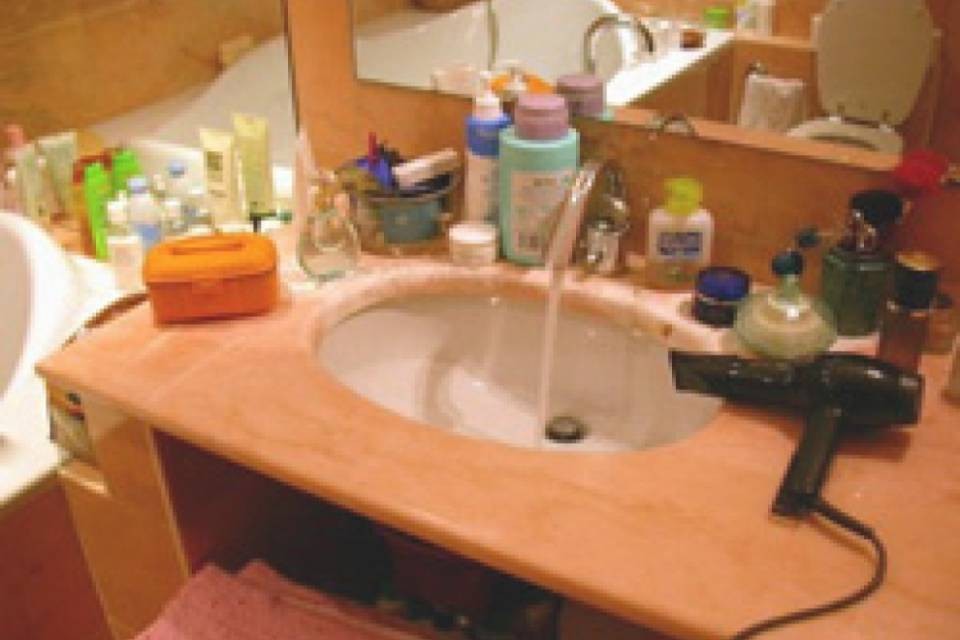 Due bimbi fulminati nella vasca da bagno