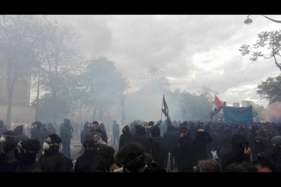 Parigi, fermati 200 "black bloc"