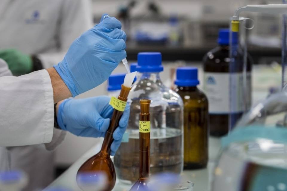 Industria farmaceutica, a rischio 130 posti di lavoro