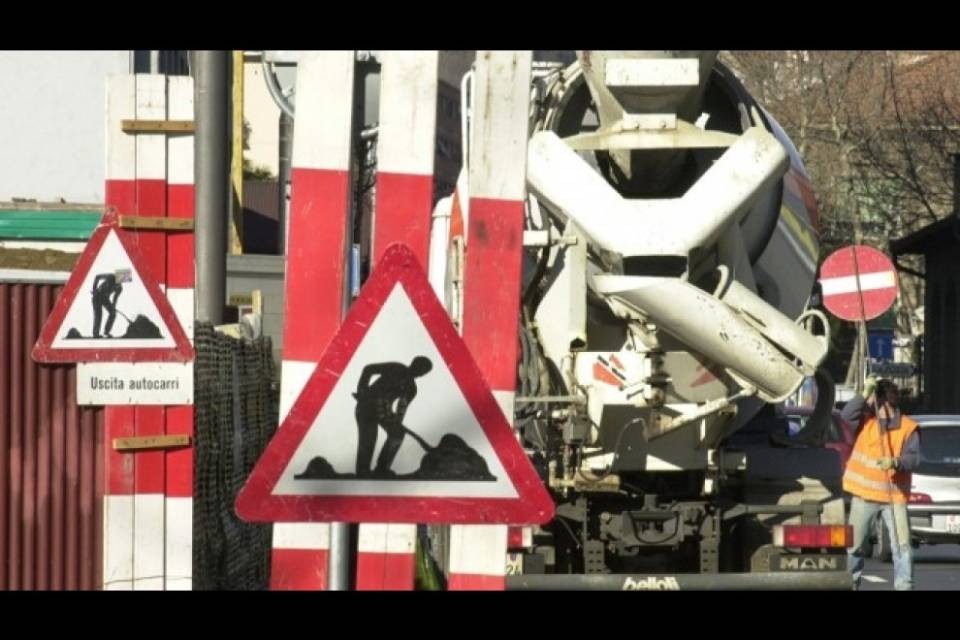 Chiude la strada cantonale tra Meride e Tremona
