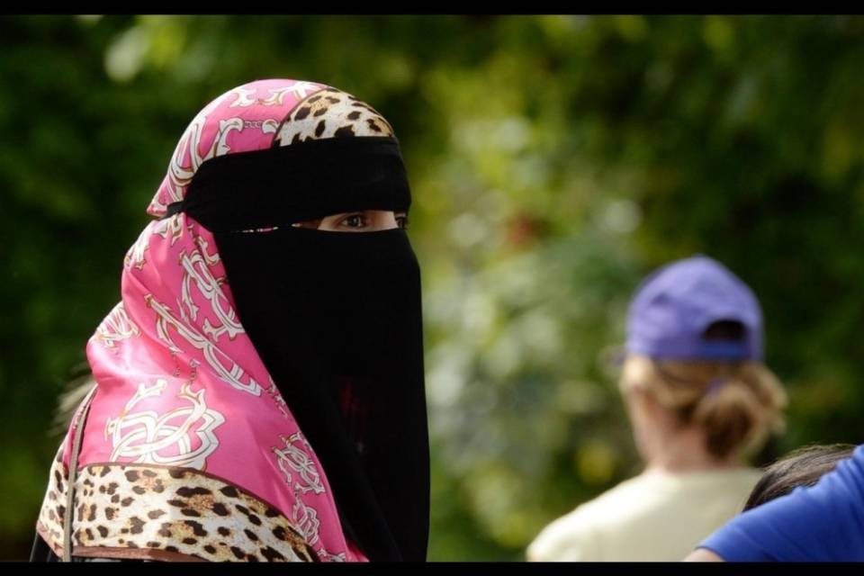 Burqa, eccezioni in vista...