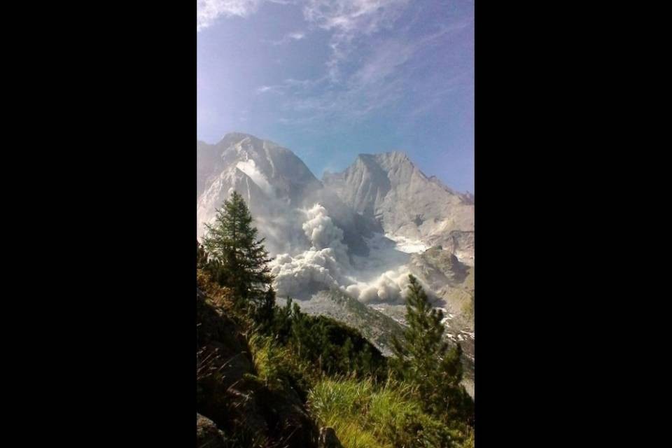 Bregaglia, almeno altre cento zone a rischio in Svizzera