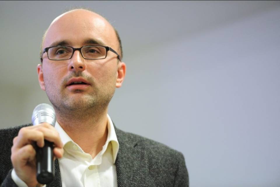 Sostegno da destra per Stojanovic