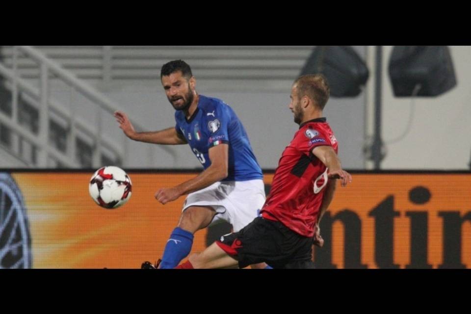 L'Italia supera di misura l'Albania di Sadiku e Vaseli