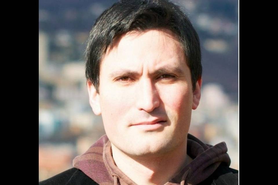 Rodolfo Pulino - Polo sportivo a Lugano. Non si perda tempo!
