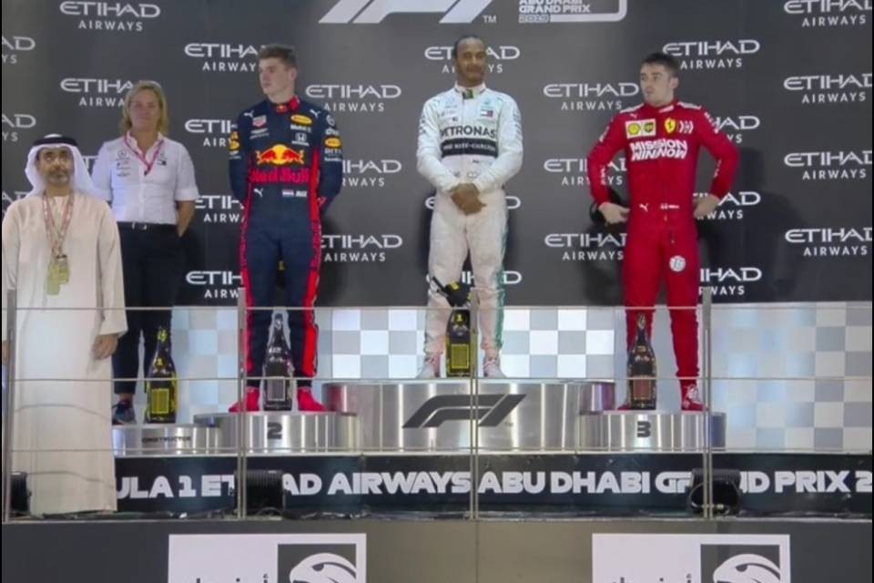 Formula 1, Lewis Hamilton conclude con l'ennesimo trionfo