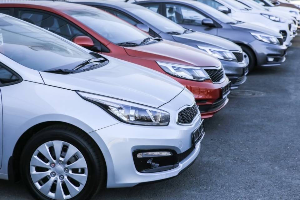 Il mercato automobilistico è sull'orlo del collasso