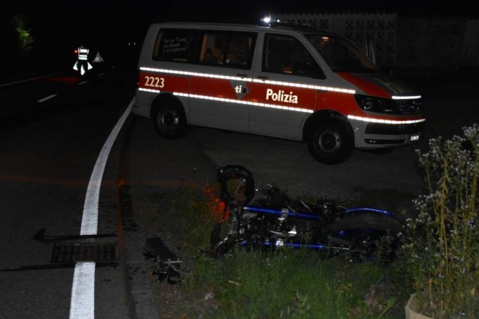 Frontale a Vaglio, ferito un motociclista