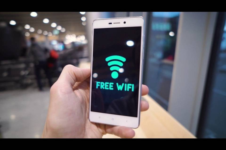 Vacanze, quando a scottare non è il sole ma il wi-fi