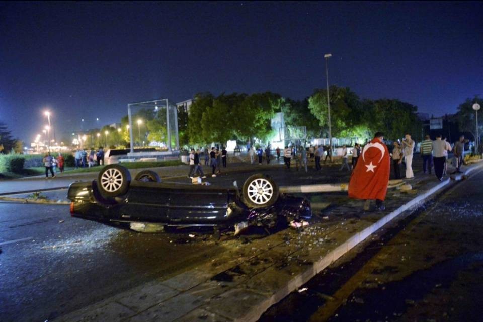 Turchia: i morti sono almeno 312