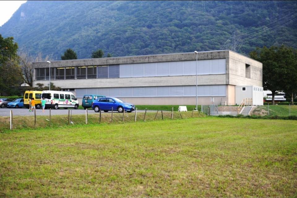 "Indecente rinchiudere gli allievi dell'asilo nei sotterranei"