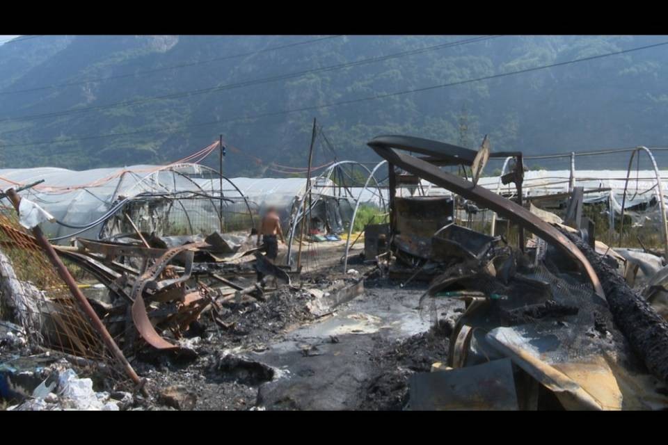 Incendio di Iragna, rientrate a casa le persone evacuate