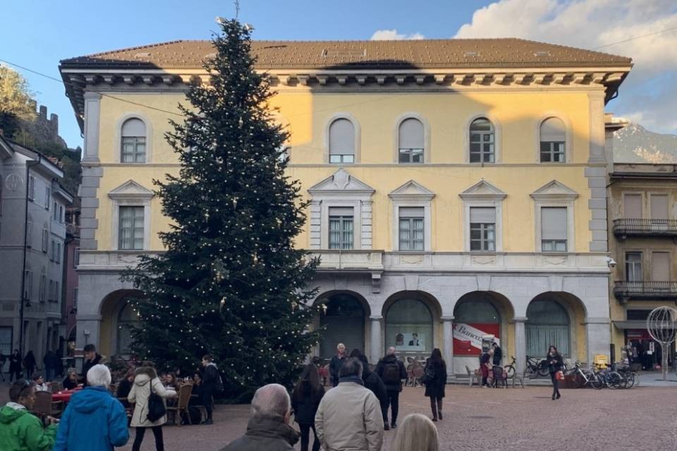 Bellinzona, quasi un milione per un Infoshop-Visitor Center