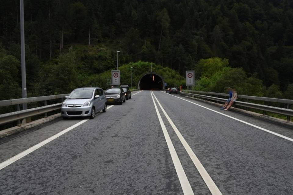 Grigioni, tre incidenti nel giro di pochi minuti
