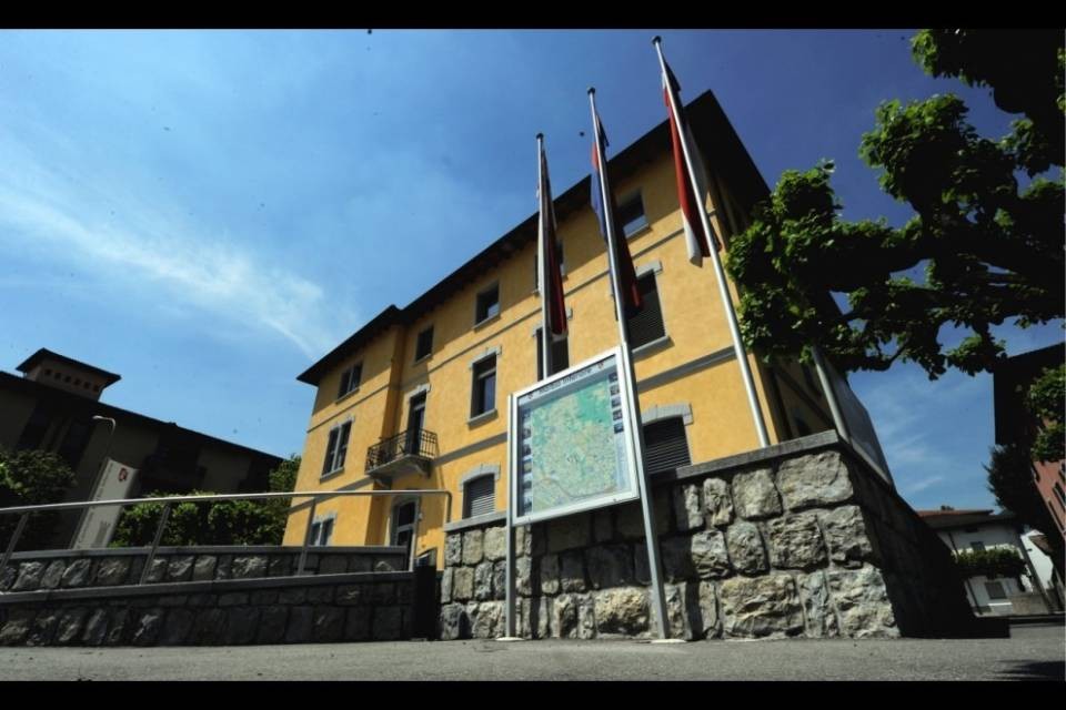 Morbio vola grazie ai frontalieri