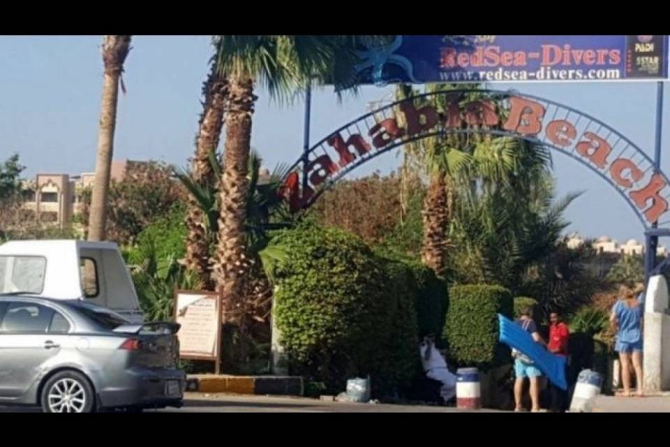 Sei turiste accoltellate in Egitto