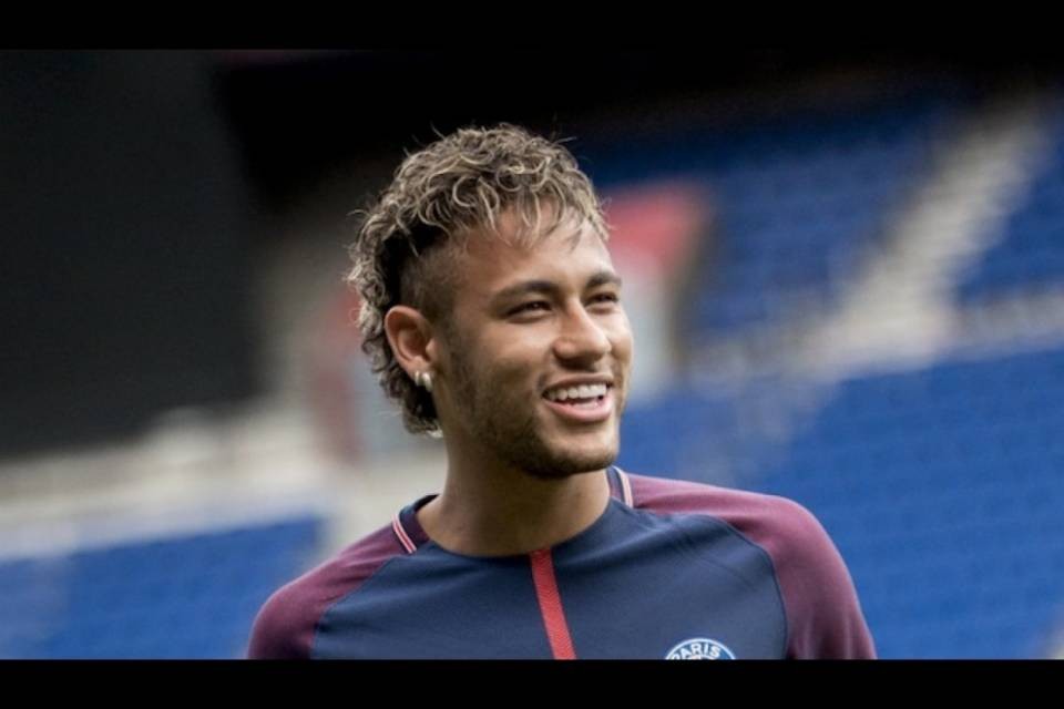 Neymar interrogato in commissariato