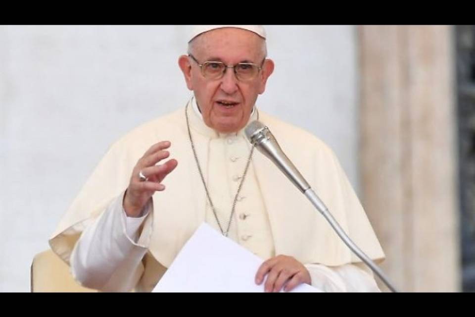 Il Papa abolisce il "segreto pontificio" sugli abusi
