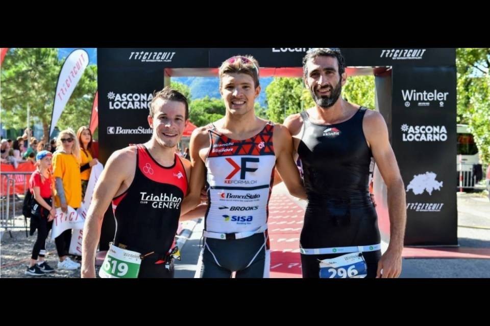 Un ticinese trionfa al triathlon di Candia