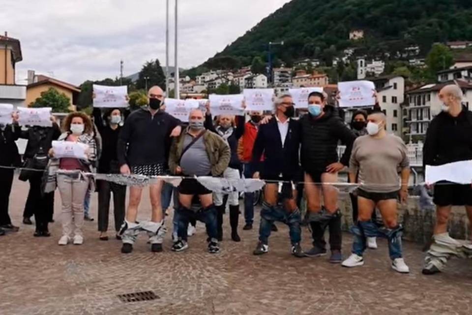 Screenshot video pagina Facebook “Wonderful Ponte Tresa - Shopping Village”