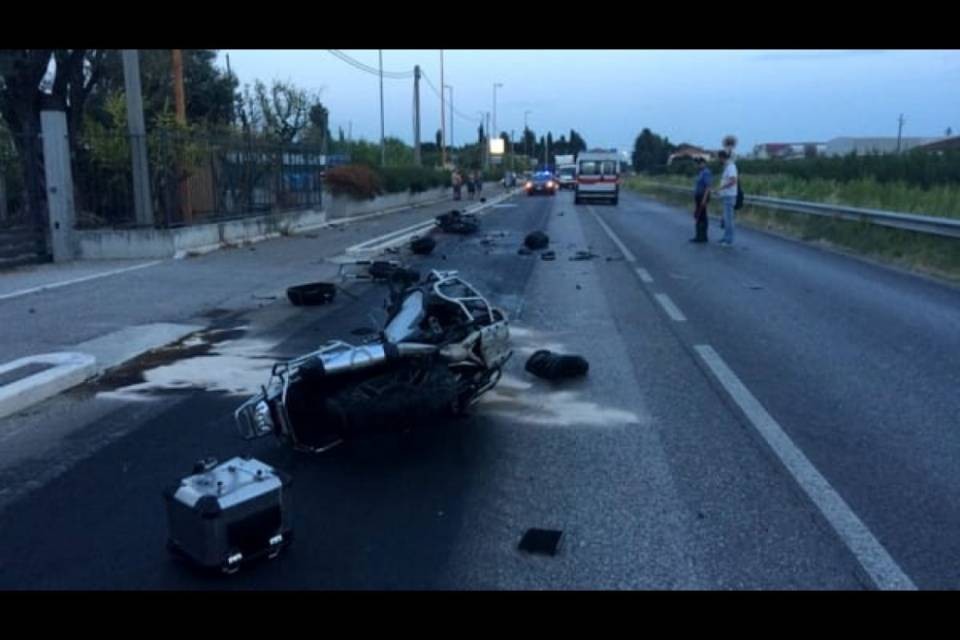 Motociclista di Viganello muore in Italia