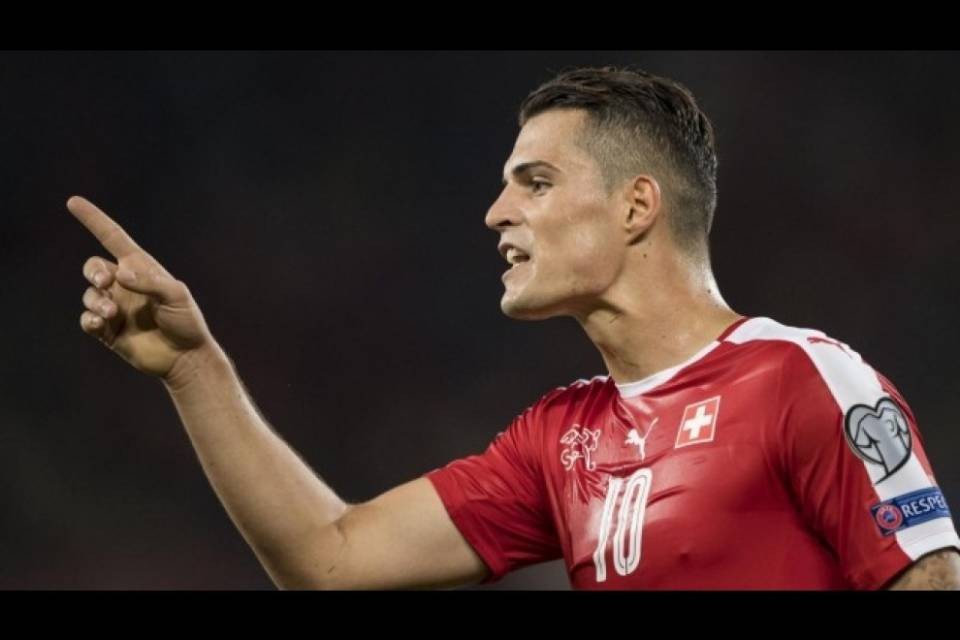 Xhaka: "Siamo tutti svizzeri e sputiamo sangue per la maglia"
