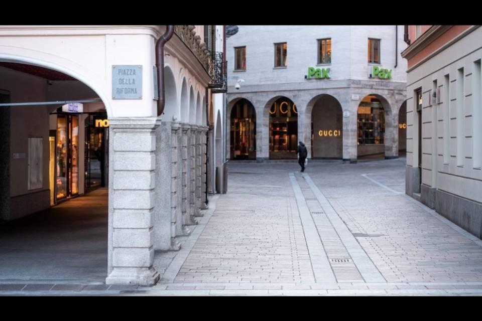 "State a casa", ma la gente ha capito?
