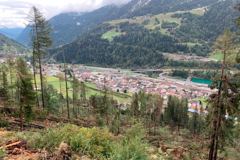 I danni alla Faura di Airolo. Foto Sezione forestale/Andrea Guglielmetti