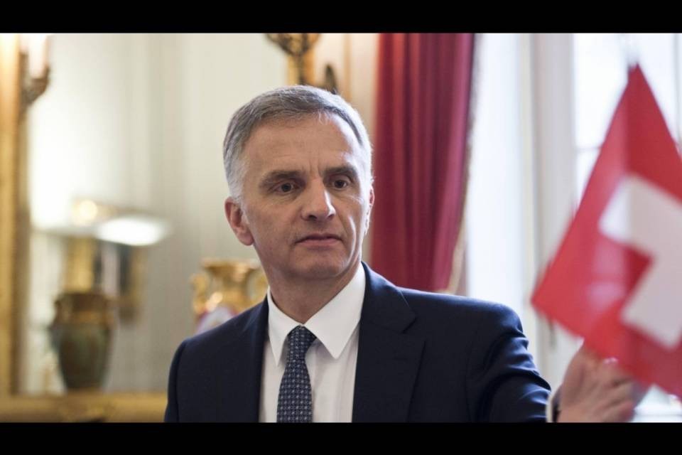 Pareri discordanti sull'operato di Burkhalter