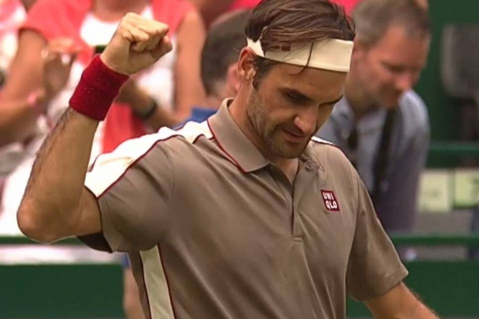 Federer in finale ad Halle