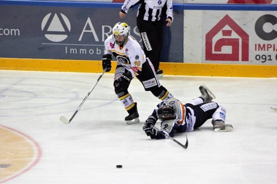 L'hockey rosa in scena a Biasca