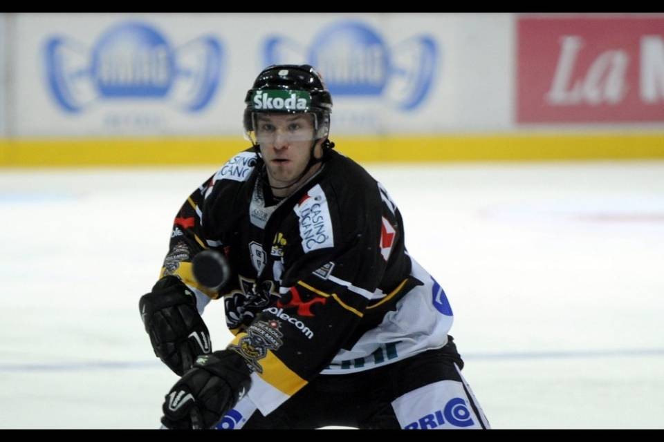 Hirschi resta al Lugano