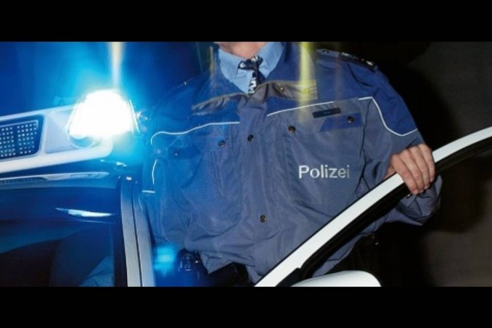 Molti aspiranti agenti inciampano sul tedesco