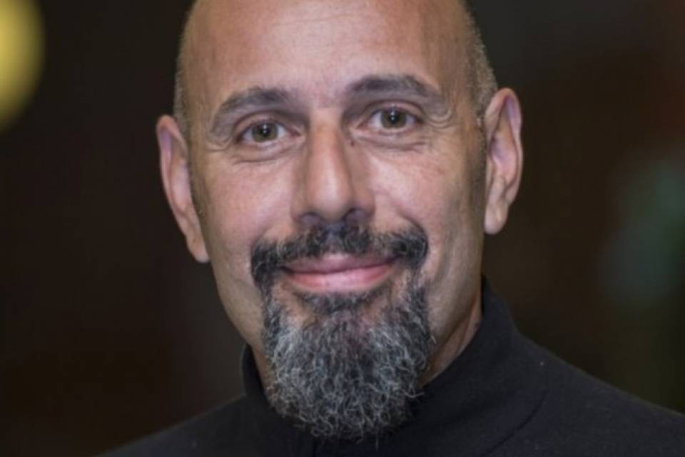 Maurizio Di Lernia - Il politico deve capire