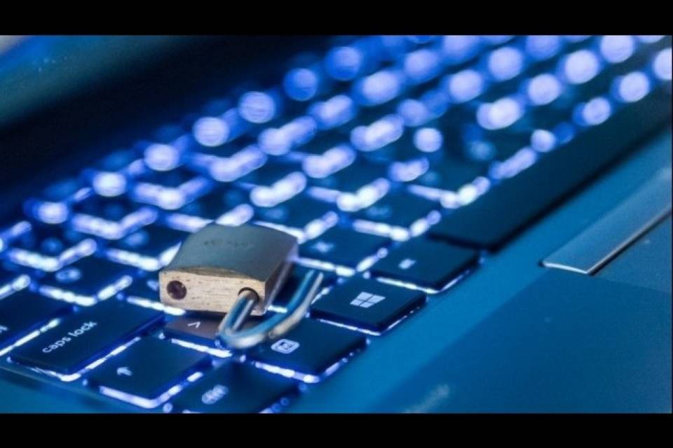 Sicurezza cibernetica, "Perché non a Ginevra?"