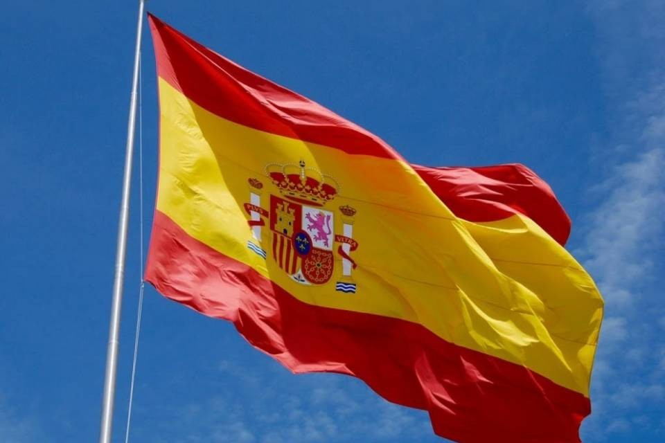 In 45mila a Madrid contro il premier Sanchez