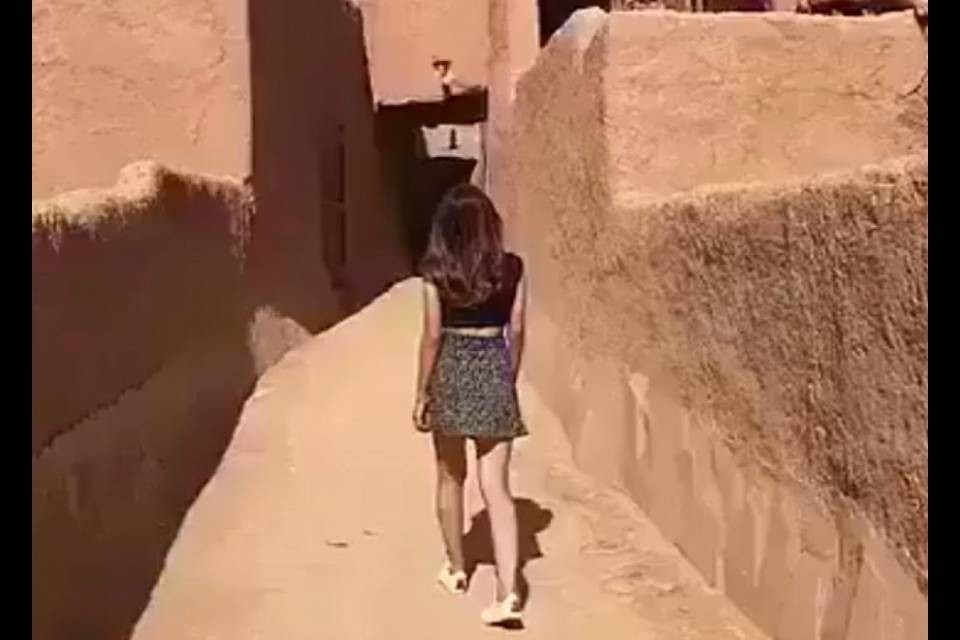 Una minigonna scuote l'Arabia Saudita