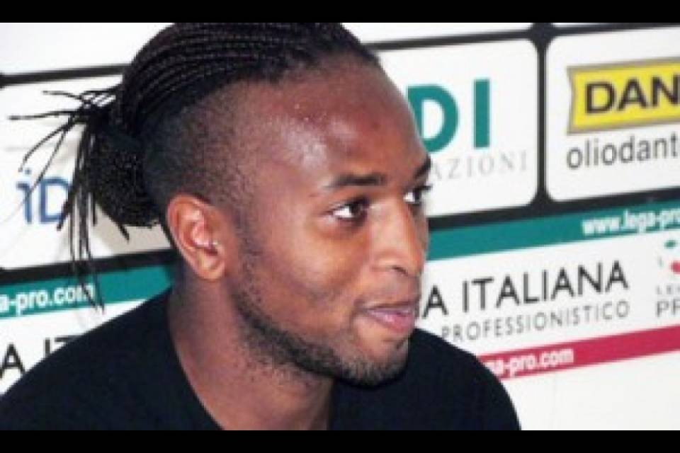 Un difensore camerunese in prova a Lugano