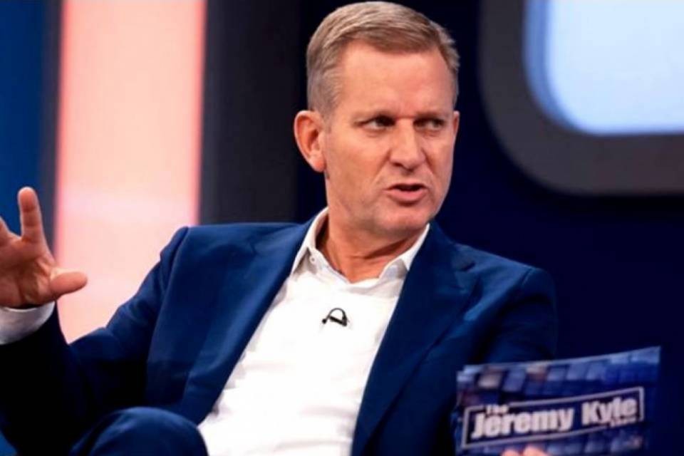 Accusato di infedeltà in un talk-show, si suicida poco dopo