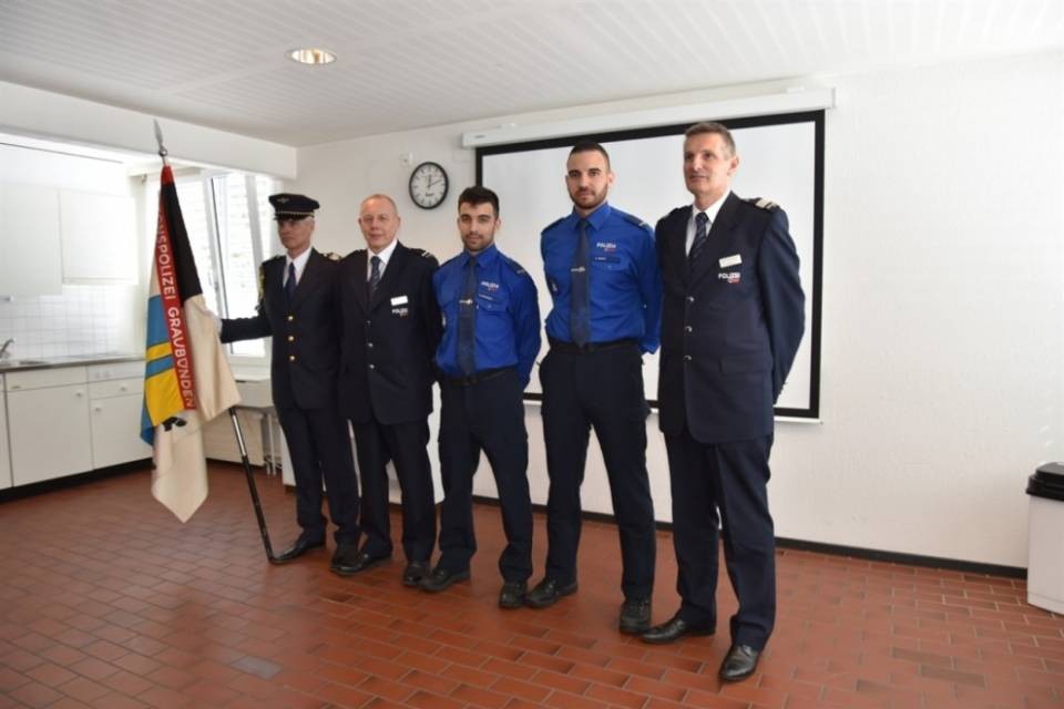 Primi poliziotti grigionesi formati in Ticino