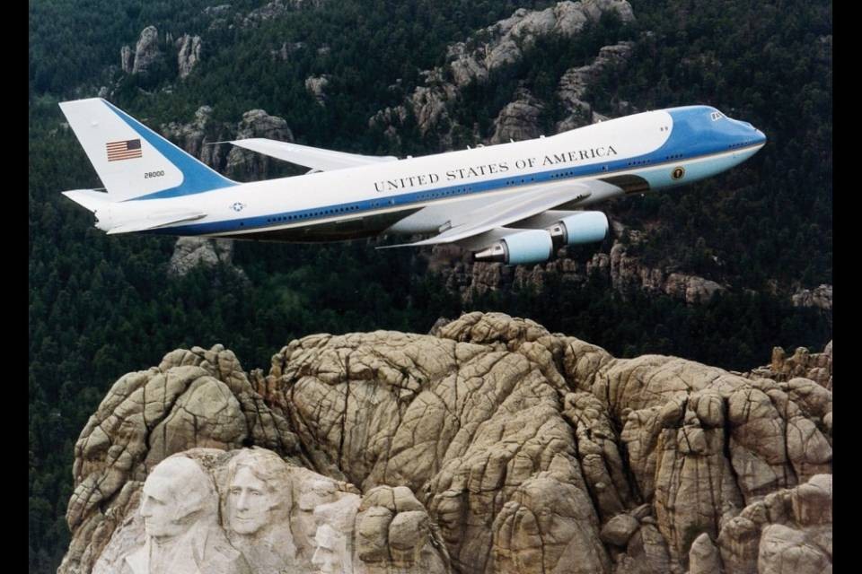 Donald Trump è arrivato a Zurigo, un po' in anticipo