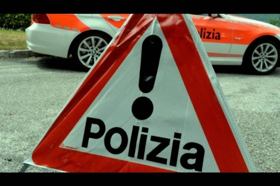 Investe una bambina e non si ferma