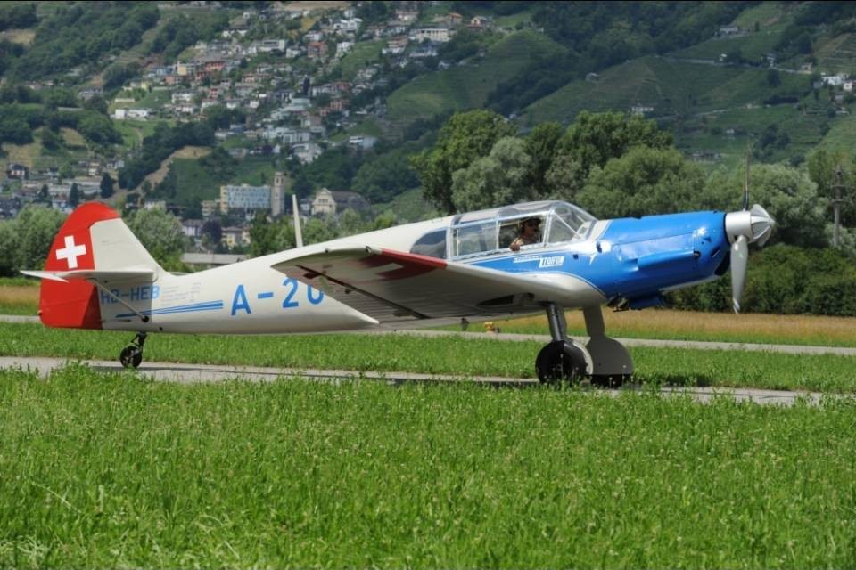 "È necessario allungare la pista per 2 soli aerei?"