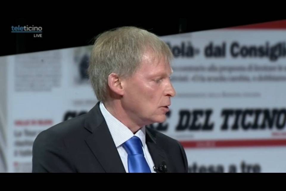 "Portate capannoni e frontalieri, ma non soluzioni"
