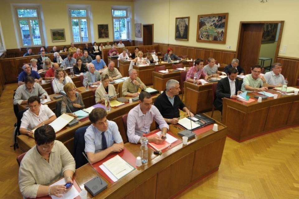 Consiglio comunale, "riduzioni inopportune"